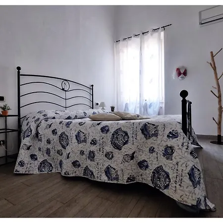 ベッド・アンド・ブレックファスト La Casa Sul Molo ヴィアレッジョ